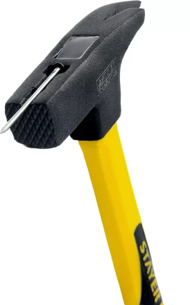 Молоток КРОВЕЛЬЩИКА PRO 600г с фиберглассовой рукояткой, STAYER Professional 20201 20201 купить в Новом Уренгое