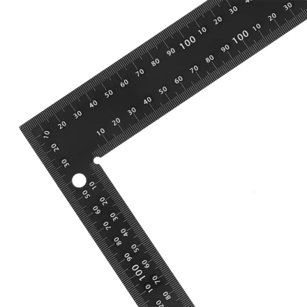 Угольник, 200 х 300 мм, алюминиевый, лазерная гравировка Denzel 32392 купить в Новом Уренгое