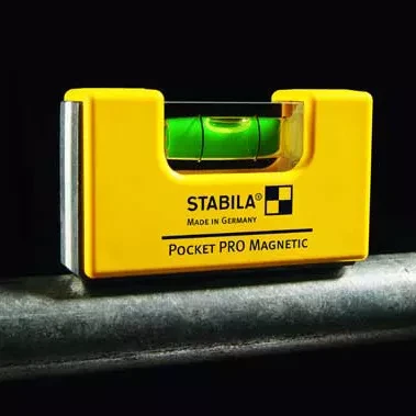 Уровень тип  Pocket Pro Magnetic 70x20x40мм в алюминиевом корпусе с магнитами с V-образным пазом  STABILA купить в Новом Уренгое