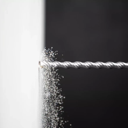 Бур по бетону Denzel, 12 x 460 мм,  двойная спираль, три пылеотводящие кромки, 705027 купить в Новом Уренгое