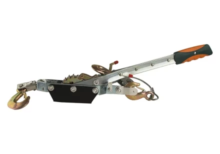 Лебедка рычажная ручная грузоподъёмность 4 тонн 1091-07-4000 STURM купить в Новом Уренгое