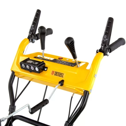 Снегоуборочная машина бензиновая Denzel SB 650 E 97602 купить в Новом Уренгое