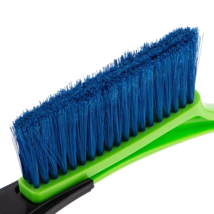 Щетка-сметка для снега со съемным скребком, мягкая рукоятка, 540 мм Сибртех 55317 купить в Новом Уренгое