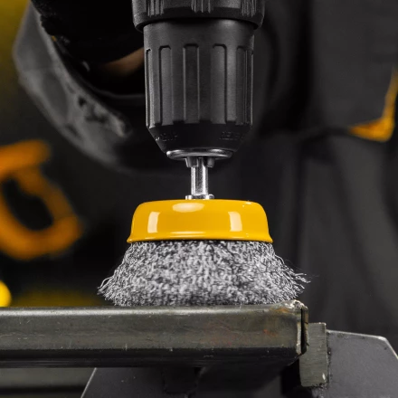 Щетка для дрели Denzel, 75 мм, Чашка, со шпилькой, нержавеющая витая проволока, 744773 купить в Новом Уренгое