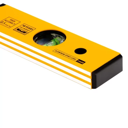 Уровень алюминиевый, 400 мм, фрезерованный, 3 глазка Denzel 33680 купить в Новом Уренгое