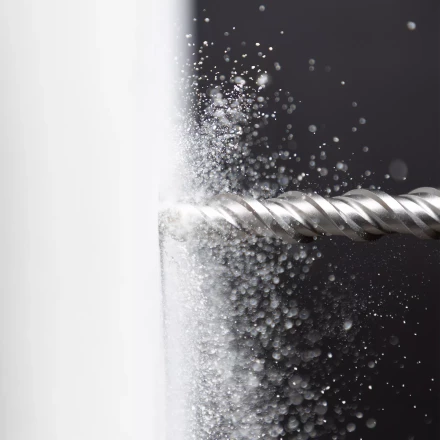 Бур по бетону Denzel, 16 x 460 мм ,двойная спираль, три пылеотводящие кромки, 705040 купить в Новом Уренгое