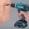 Аккумуляторная дрель-шуруповерт Makita DF457DWLE купить в Новом Уренгое
