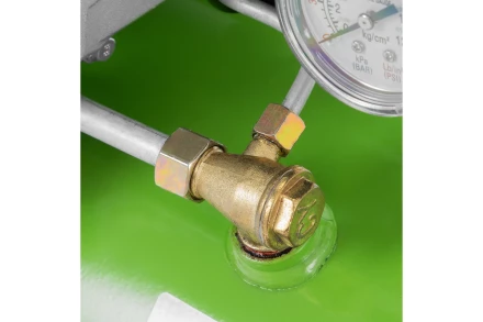 Воздушный компрессор СИБРТЕХ КК-1100/22 58036 купить в Новом Уренгое