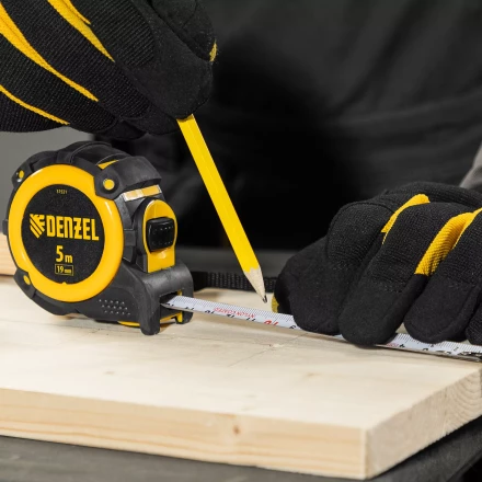 Рулетка Denzel 5м х 19мм, автоматич. фиксац., нейлон. покрытие, магнит. зацеп, двухстор. разметка, 31521 купить в Новом Уренгое