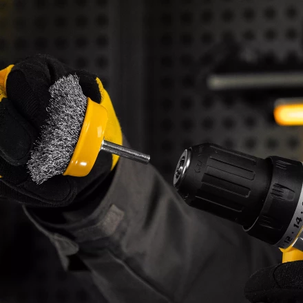 Щетка для дрели, 50 мм, Чашка, со шпилькой, нержавеющая витая проволока Denzel 744633 купить в Новом Уренгое