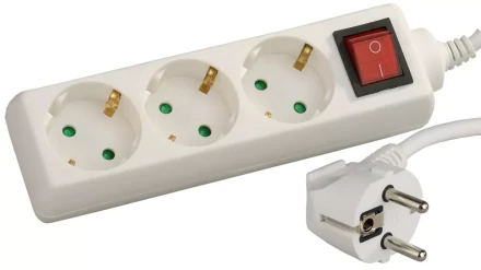 Удлинитель СВЕТОЗАР электрический с заземлением, выключателем, евро, с защитными шторками, 3 гнезда, 2м SV-55035-2 купить в Новом Уренгое