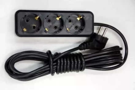 Удлинитель бытовой 5,0м 3роз. ЭНКОР 1/25 У16-00 69572 купить в Новом Уренгое