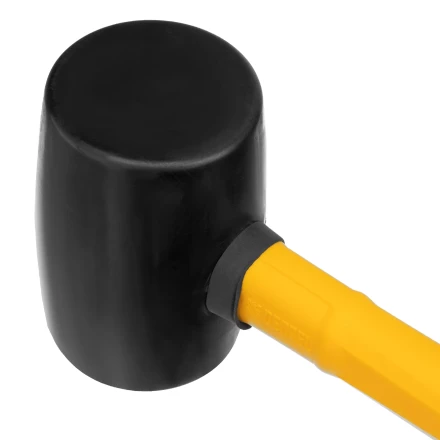 Киянка резиновая, 450 г, черная, фибергласовая рукоятка c TPR покрытием Denzel 11144 купить в Новом Уренгое