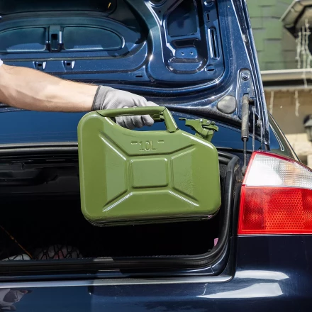 Канистра для ГСМ Stels 53144, металлическая, 10 литров купить в Новом Уренгое