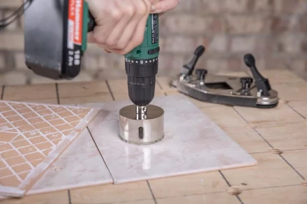 Коронка алмазная HAMMER Ф68мм HEX (DHS 68.0*65/5) купить в Новом Уренгое