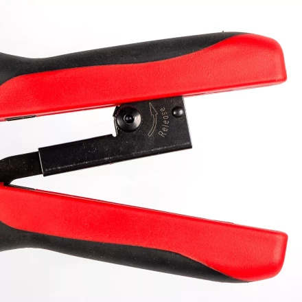 Кримпер многофункциональный КВТ JT-03 с 3 встроенными модулями для обжима RJ-45, RJ-12, RJ-11 (79759) купить в Новом Уренгое