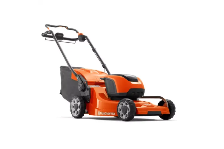 Аккумуляторная газонокосилка, самоходная Husqvarna LC347iV купить в Новом Уренгое