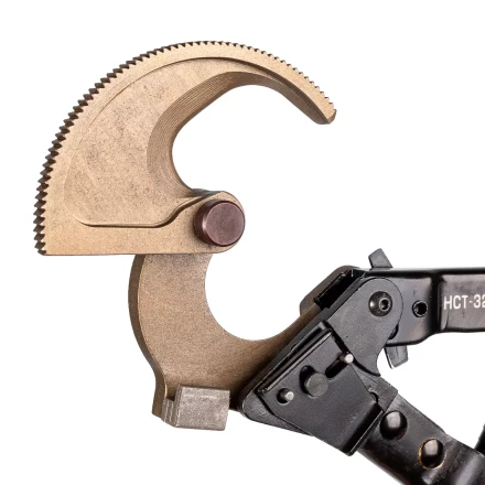 Секторные ножницы КВТ НСТ-32 для резки кабелей до 32 мм, проводов АС со стальным сердечником и прутков из низкоуглеродистой стали (84393) купить в Новом Уренгое