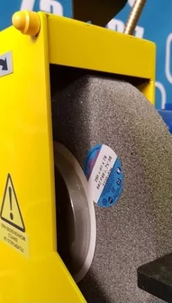 Настольный точильно-шлифовальный станок ТШ 1.25 (с ПП-750/У) круг 250х40х76 купить в Новом Уренгое