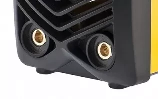 Аппарат инверторно дуговой сварки DENZEL ММА-220ID 94348 купить в Новом Уренгое