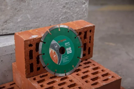 Круг алмазный HAMMER Ф150х22мм универсальный (206-103 DB SG) купить в Новом Уренгое