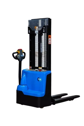 Штабелер самоходный 1,5 т 3,3 м TOR WS15H-3300SC PRO 24/85 В/Ач контроль скорости подъема 1044204 купить в Новом Уренгое
