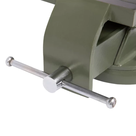 Тиски слесарные Сибртех 18619, 125 мм, стальные, поворотные купить в Новом Уренгое