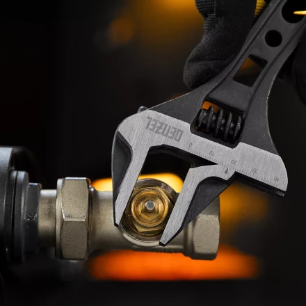 Ключ разводной 155 мм Denzel 15753, CrV, кованый, укороченная рукоятка купить в Новом Уренгое