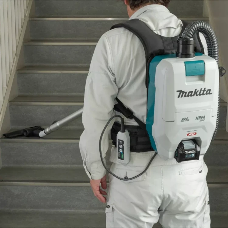 Аккумуляторный ранцевый пылесос Makita 40V XGT VC008GZ (без АКБ и ЗУ) купить в Новом Уренгое