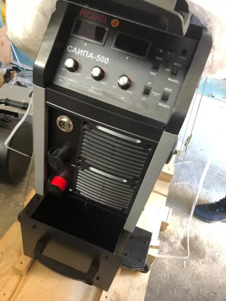 Полуавтоматический сварочный аппарат инверторный Ресанта САИПА-500 купить в Новом Уренгое