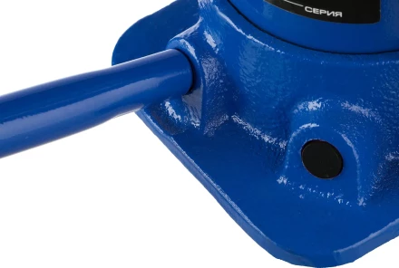 Домкрат гидравлический бутылочный T50, 4т, 192-374мм, в кейсе, ЗУБР Профессионал 43060-4-K 43060-4-K_z01 купить в Новом Уренгое