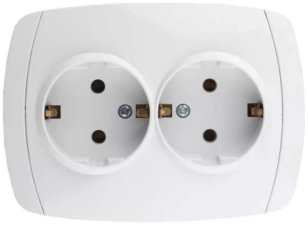 Розетка СВЕТОЗАР &quot;CITY LIGHT&quot; двойная в сборе, с заземлением, цвет белый, 16А/~250В SV-54207-W купить в Новом Уренгое