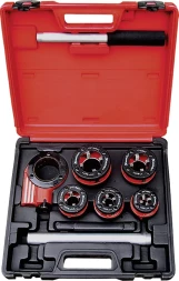 Набор клуппов 1/4"-1/2"-3/4"-1"-1,25" +Плашкодержатель с трещоткой, 8 предм MATRIX 77332