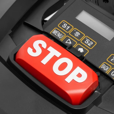 Робот-газонокосилка Grass Master 1000, ультразвуковой датчик, 3 Ач, LCD дисплей, Wi-Fi // Denzel купить в Новом Уренгое