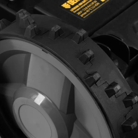 Робот-газонокосилка Grass Master 1000, ультразвуковой датчик, 3 Ач, LCD дисплей, Wi-Fi // Denzel купить в Новом Уренгое