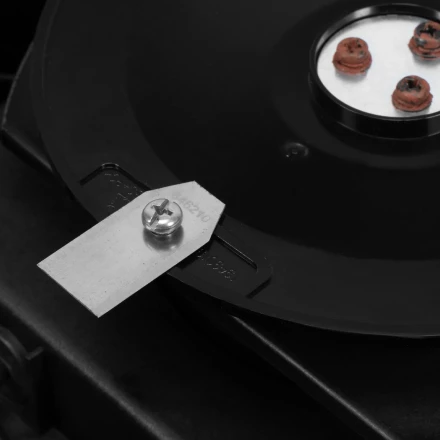 Робот-газонокосилка Grass Master 1000, ультразвуковой датчик, 3 Ач, LCD дисплей, Wi-Fi // Denzel купить в Новом Уренгое