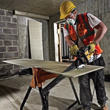 Алигаторная пила DeWalt DWE 396 купить в Новом Уренгое