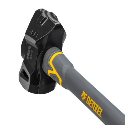 Кувалда с клиновидным бойком 1,8 кг Denzel 11016, фибергласовая рукоятка c TPR купить в Новом Уренгое