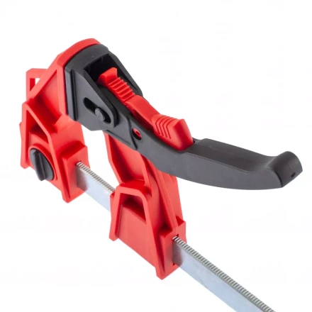 Струбцина реечная быстрозажимная усиленная пластиковый корпус рычажно-храповой механизм 150 х 100 х 306 мм штанга 5 х 22 мм Matrix 20725 купить в Новом Уренгое