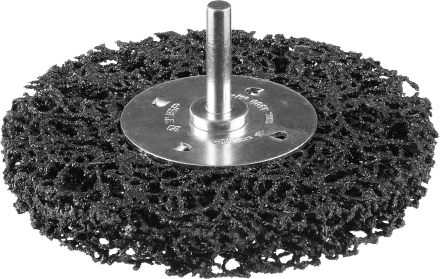 ЗУБР &quot;ПРОФЕССИОНАЛ&quot;. Щетка дисковая для дрели, нейлоновая проволока с абразивным покрытием, с открытой агрессивной структурой, 100мм 35162-100_z01 купить в Новом Уренгое