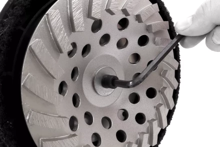 Шлифовальная машина по бетону MESSER M3026 купить в Новом Уренгое