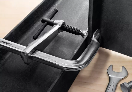 ЗУБР КС-500/120, F, 500 х 120 мм, цельнокованая струбцина, Профессионал (32157-120-500) купить в Новом Уренгое