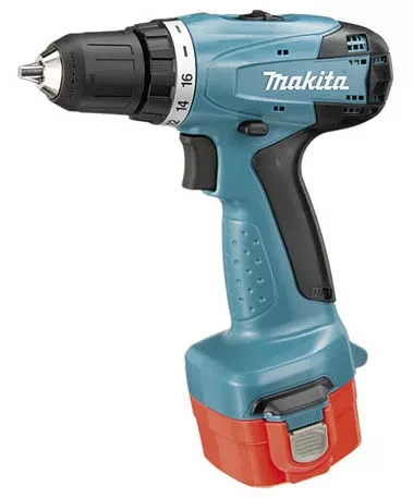 Аккумуляторная дрель-шуруповерт Makita 6271DWPE купить в Новом Уренгое