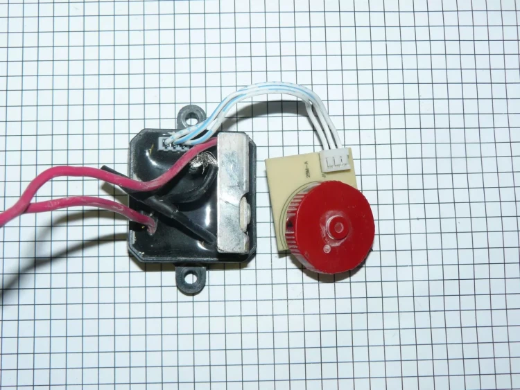 Блок регулировки оборотов электронный 25M125 V000-004-317 купить в Новом Уренгое