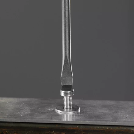 Отвертка, SL5x100 мм, S2, 3к рукоятка Denzel 121967 купить в Новом Уренгое