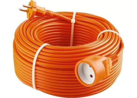 Удлинитель-шнур силовой 2*1мм*50м 1 прорезиненная розетка 10A STERN 95713 купить в Новом Уренгое