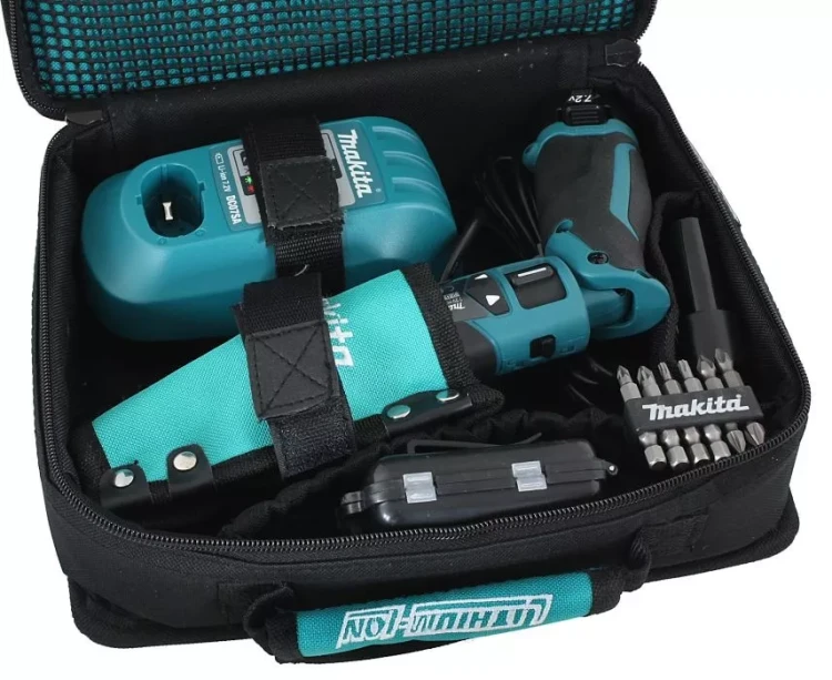 Аккумуляторная ударная отвертка Makita TD021DSE купить в Новом Уренгое