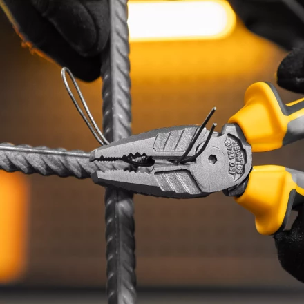 Плоскогубцы комбинированные 165 мм Denzel 17080, трехкомпонентные рукоятки купить в Новом Уренгое