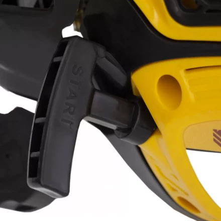 Триммер бензиновый DTL-43S, 43 см3, разъемная штанга, состоит из 2 частей Denzel 96264 купить в Новом Уренгое