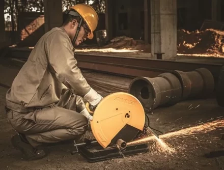 Пила монтажная STSC2135 Stanley купить в Новом Уренгое